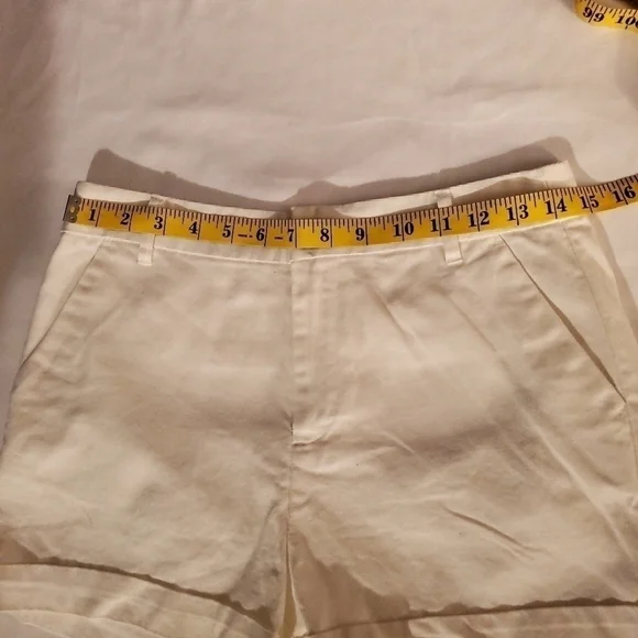 2 pr F21 shorts high-waisted cuffed 26" waist - Picture 5 of 6